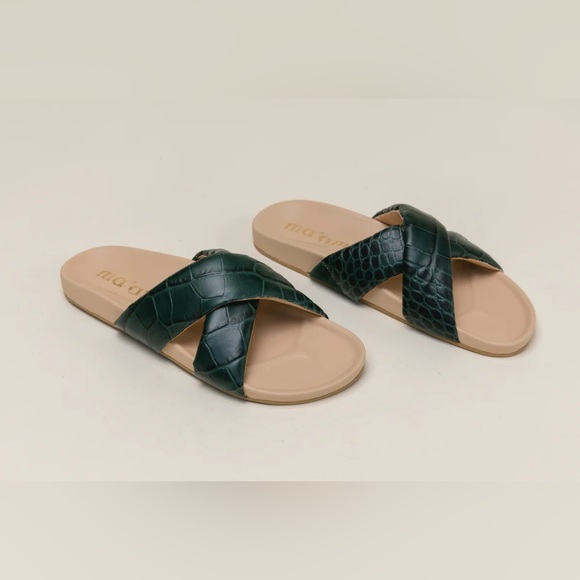 NIB Women’s Ma’am Size 6 Dolly Sandals in Forest - Picture 1 of 16